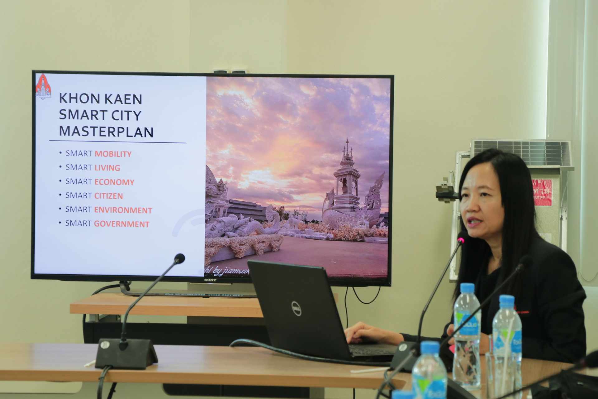 KKU Library fuels research on Smart City development for keys offices in Khon Kaen