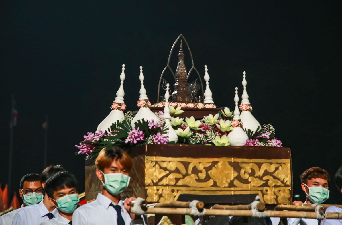 ม.ขอนแก่น รับน้องกาลพฤกษ์ อบอุ่นสุดหัวใจ มาเถิดมามุ่งสู่ชัย ร่วมใจ From KKU