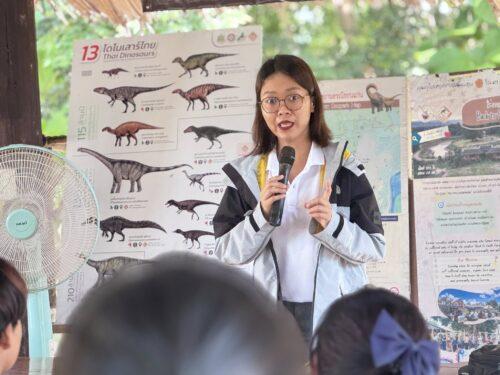 รศ.ดร.วิมลทิพย์ สิงห์เถื่อน รองคณบดีฝ่ายการศึกษา ดิจิทัล และกิจการนักศึกษา